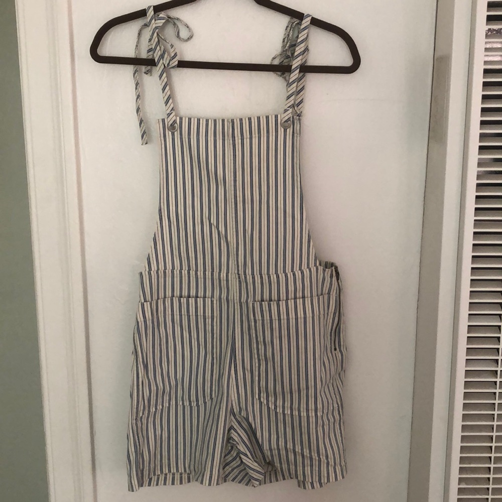Madewell striped overall shorts medium